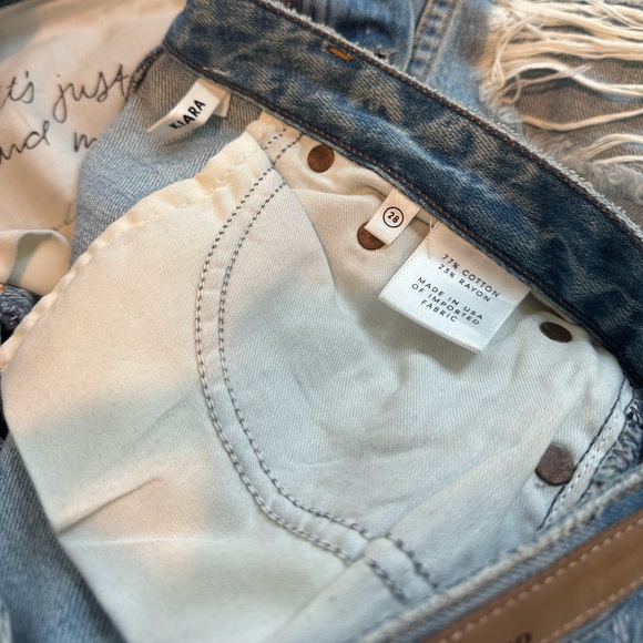 GRLFRND | Kiara Tripped Up Ankle Cut Jean - Picture 4 of 4